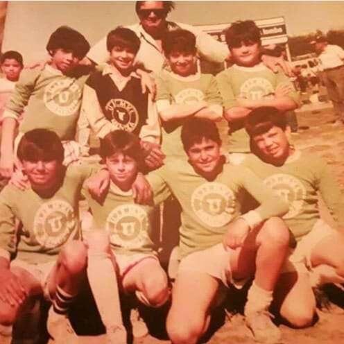 
Añoranzas. Carim, abajo, segundo desde la derecha. | Gentileza
   