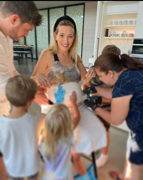 Luisana Lopilato "Te esperamos bebita!".