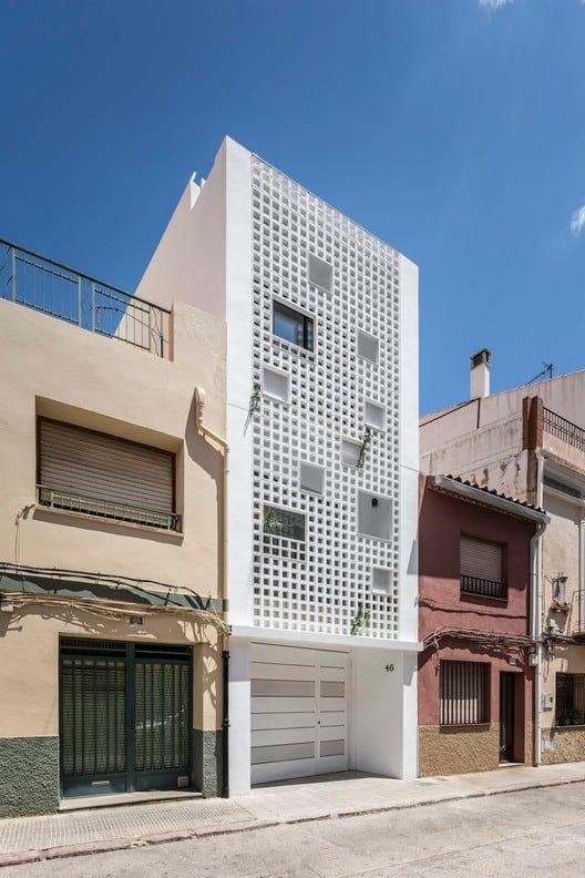 Viviendas urbanas entre medianeras