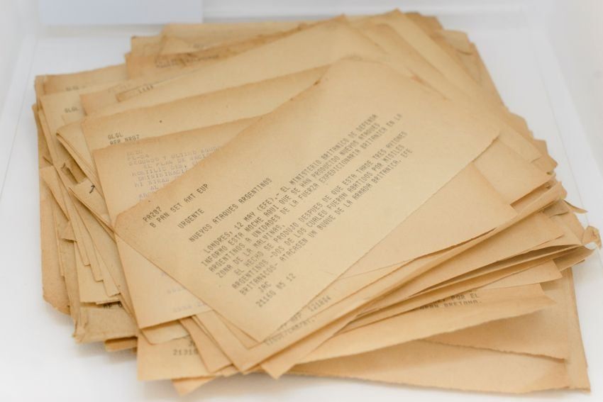 Se pueden leer varios de los telegramas. - Archivo / Clarín