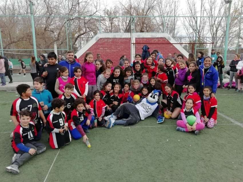 
Muni. de Maipú. Lunes y jueves de 15.30 a 17 y de 18.30 a 19.30.
