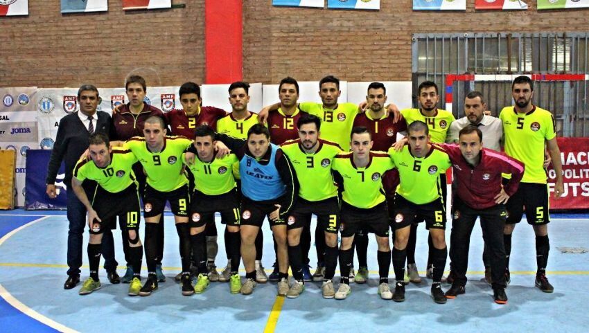 Foto del equipo que se consagró tetracampeón.
