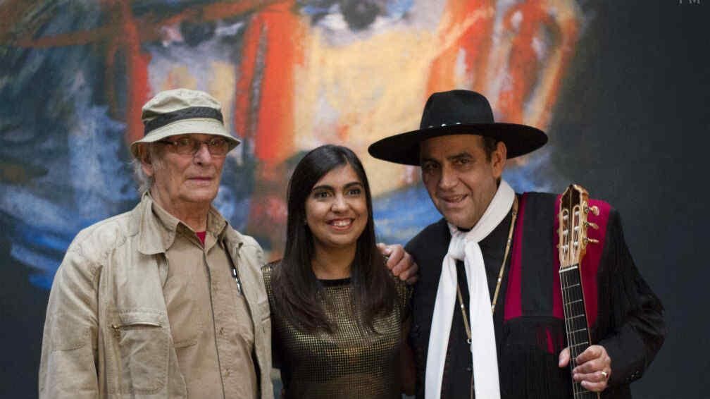 Carlos Saura, Jimena Teruel y 'El Chaqueño' Palavecino, durante el rodaje del documental 