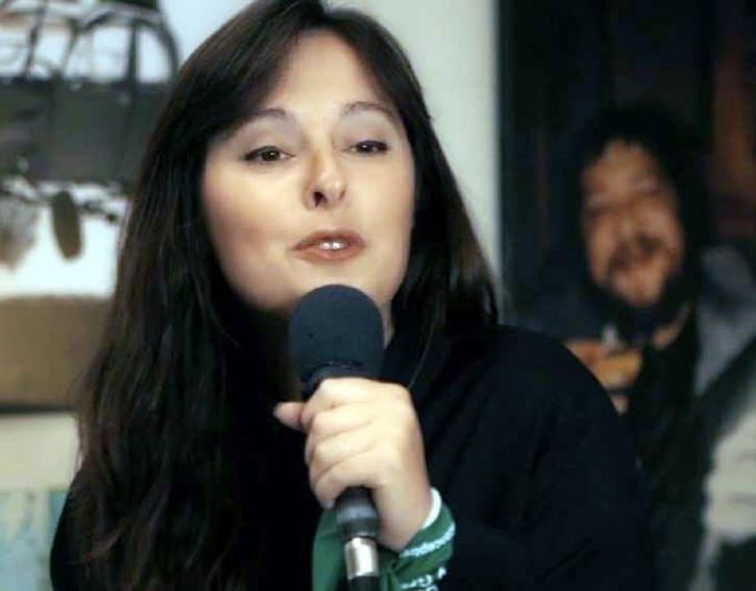 
    Luciana Scherbosky. La cantante de tangos participó de la presentación del proyecto, como vocera de GRITA.
   