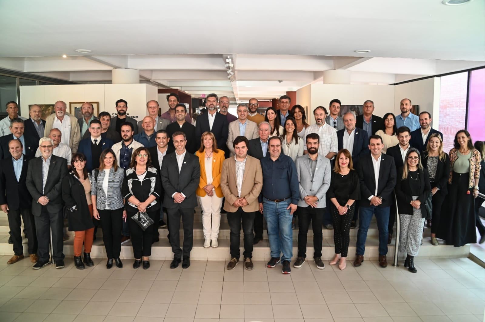 El intendente Tadeo García Zalazar adhirió, en representación del Municipio a la campaña Race to Zero, de la ONU. Un compromiso impulsado por la Red de Polinizadores Mendocinos