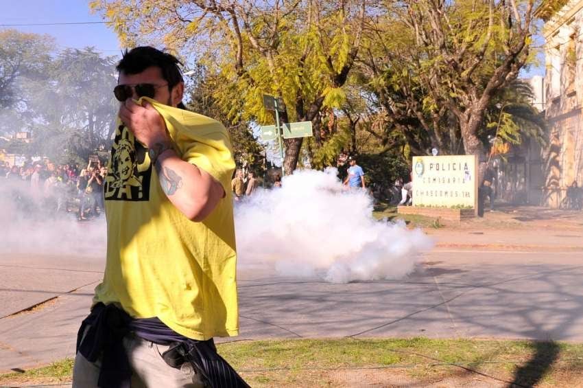 La situación se tornó cada vez más violenta | Fotos: Maxi Failla