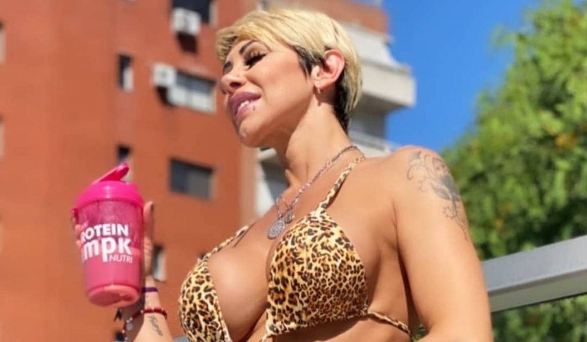 Mónica Farro no temió en mostrar sus atributos en redes sociales