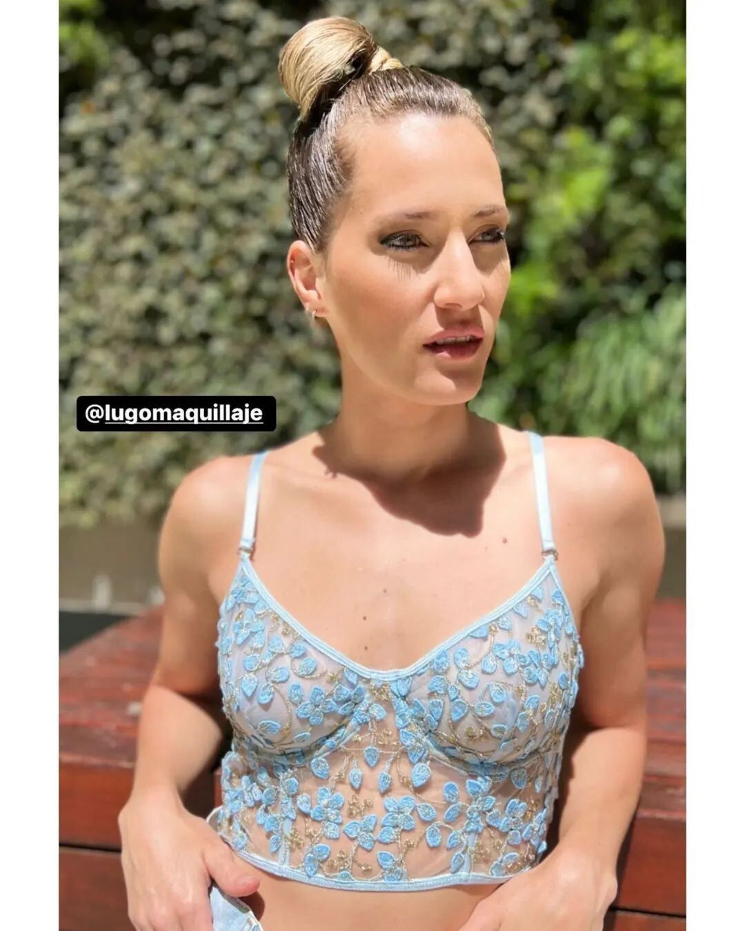 Mica Viciconte enamora con sus atuendos para salir en televisión