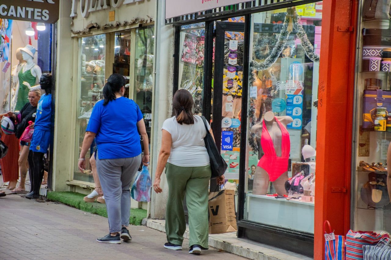 Economia, emmpleados de comercio, aumento de sueldo.
foto:  Los Andes