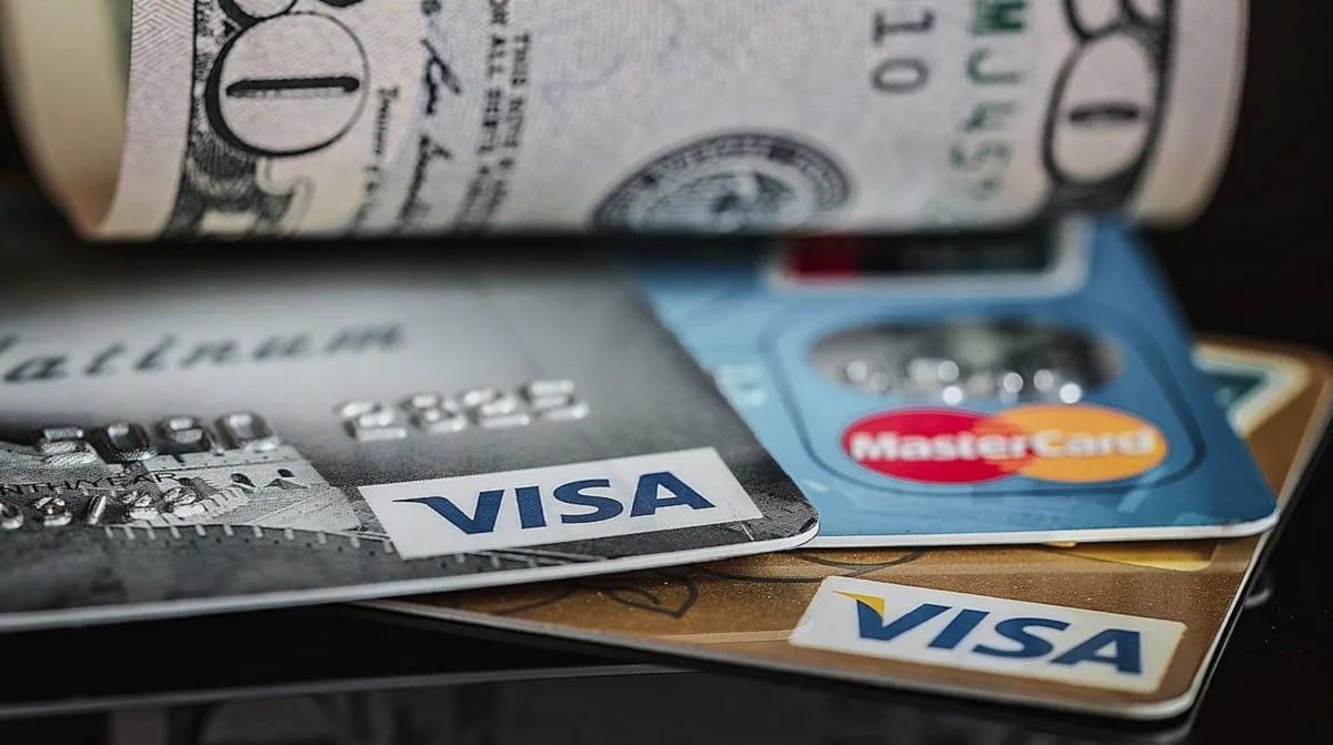 Dólar tarjeta: se suma 30% de percepción