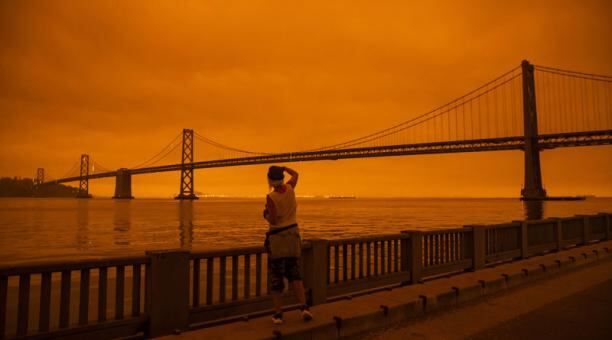 El cielo de San Francisco se tiñó de naranja apocalíptico.
