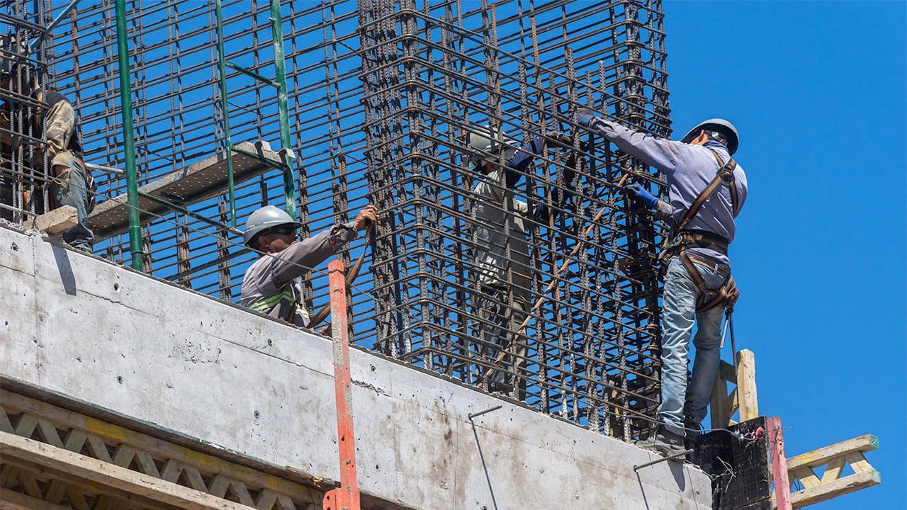 En el último trimestre, 13 mil personas se sumaron en el mercado laboral, pero al mismo tiempo, 10 mil ocupados más que en 2021, buscan un segundo empleo para completar salarios que no alcanzan. 
Foto: Ignacio Blanco /  Los Andes
 