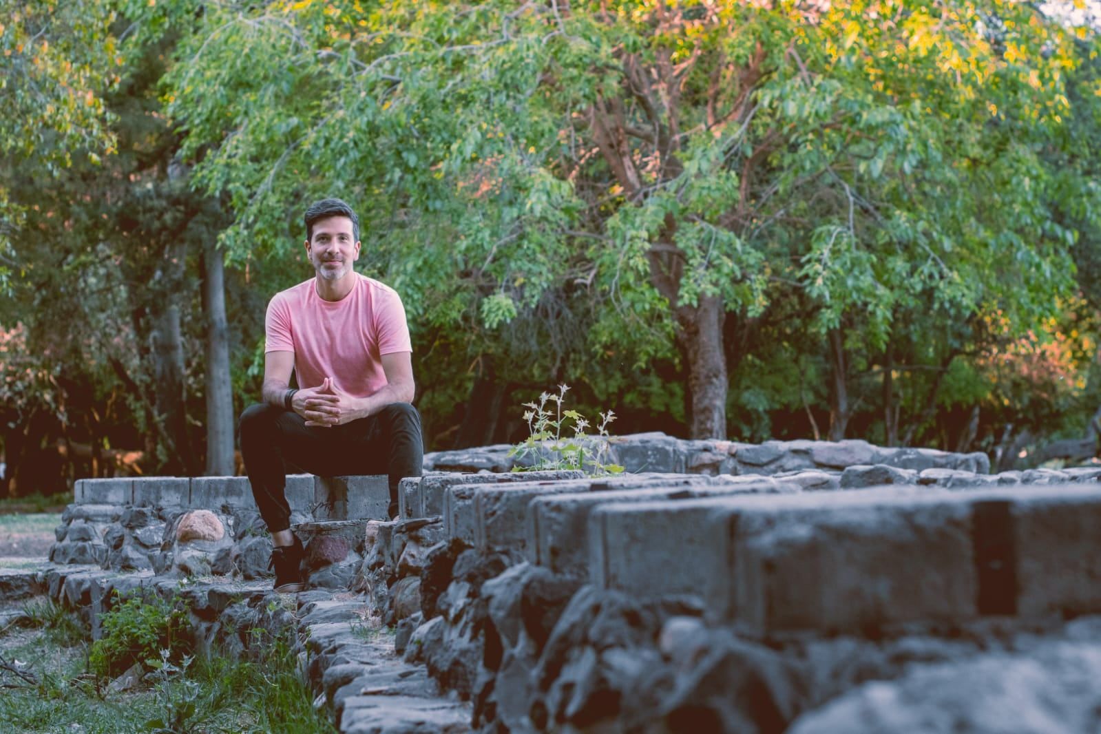 El actor y cantante estrena su concierto dedicado a Guastavino.
