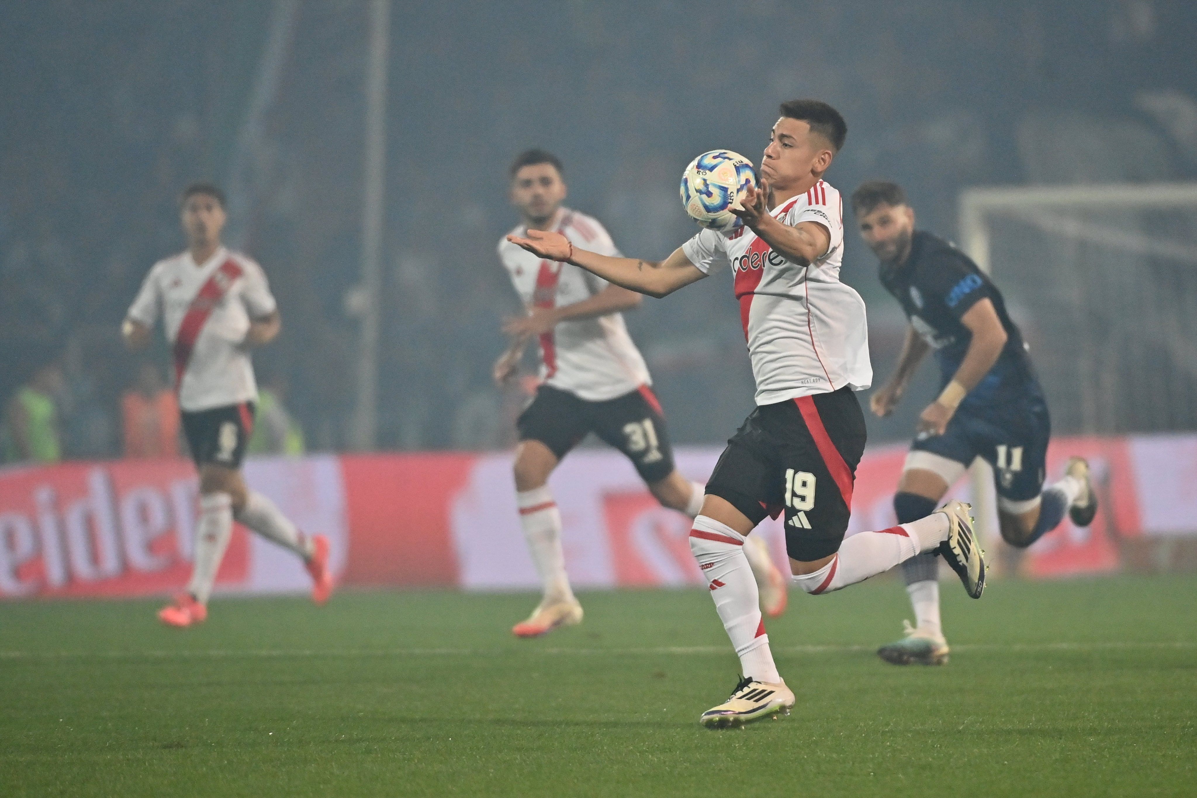 River arrancó mal y terminó mal, el partido en Mendoza (Foto: Prensa River).