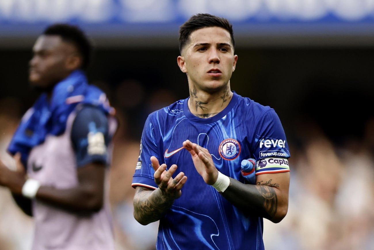 Enzo Fernández será compañero de Aaron Anselmino en Chelsea
