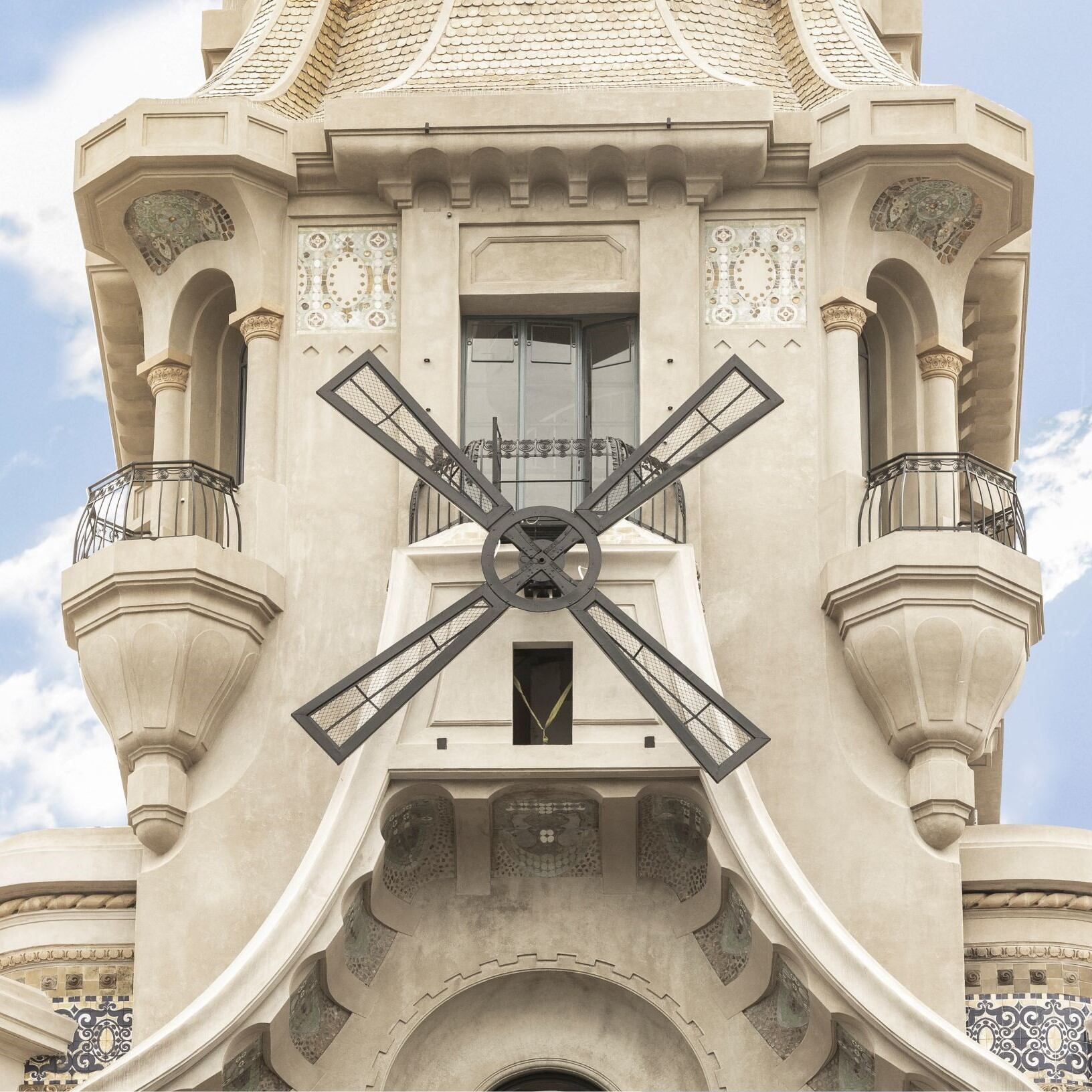 Confitería El Molino - Buenos Aires - Arq. Guillermo Rubén García  
