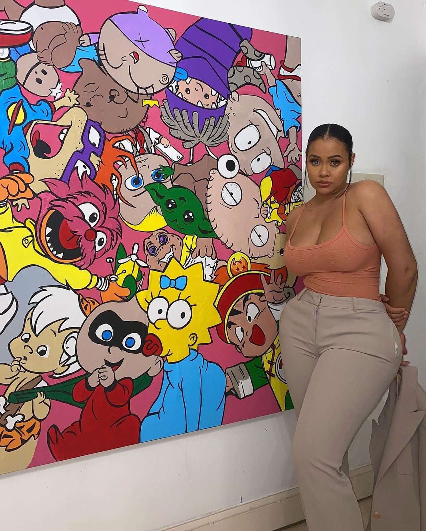 un grupo de padres pidió que cambien a la maestra “por su figura voluptuosa”.