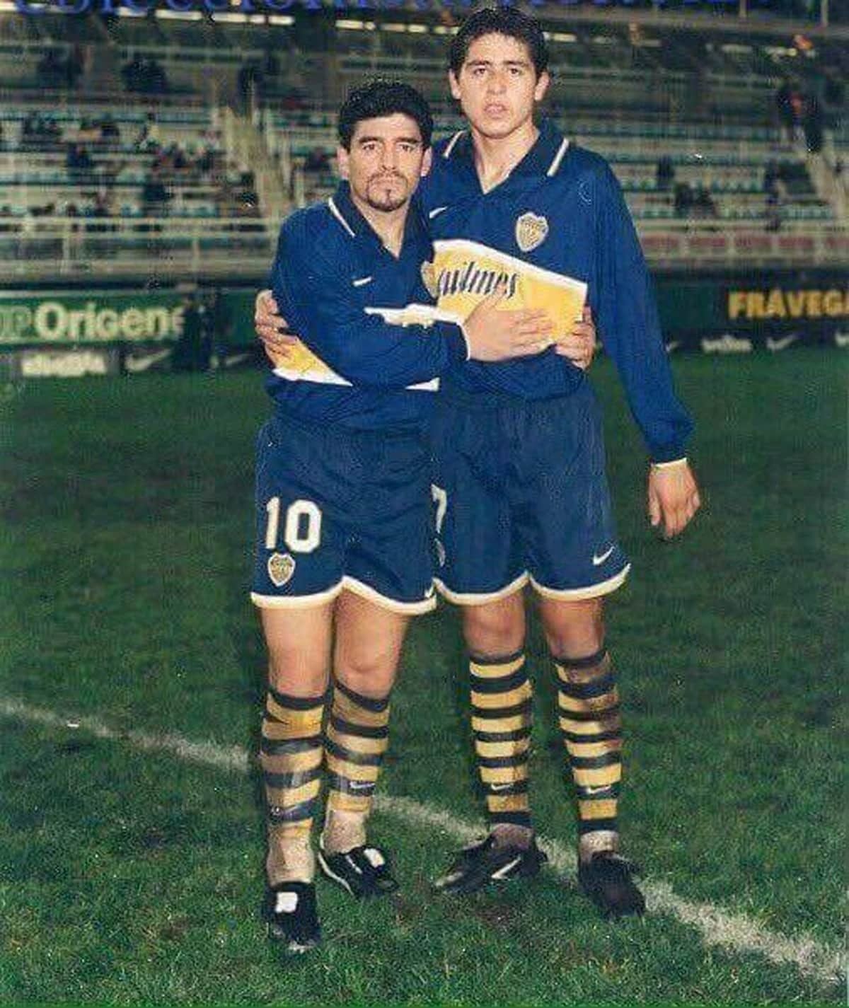 Riquelme jugó con Maradona y Messi