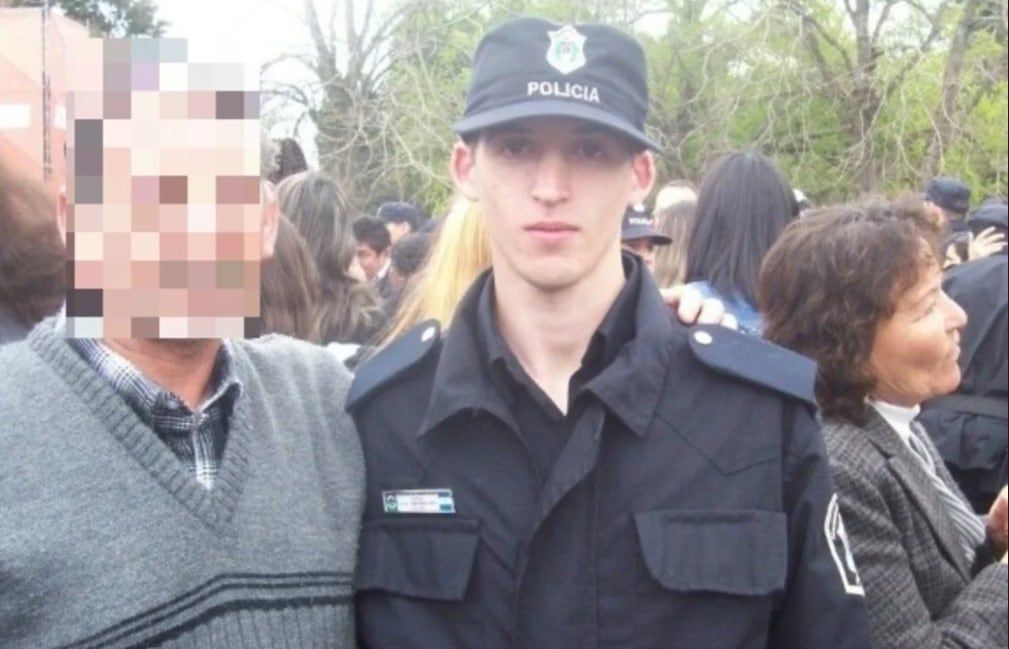 Facundo Amendolara es hijo de un oficial retirado de la bonaerense. 