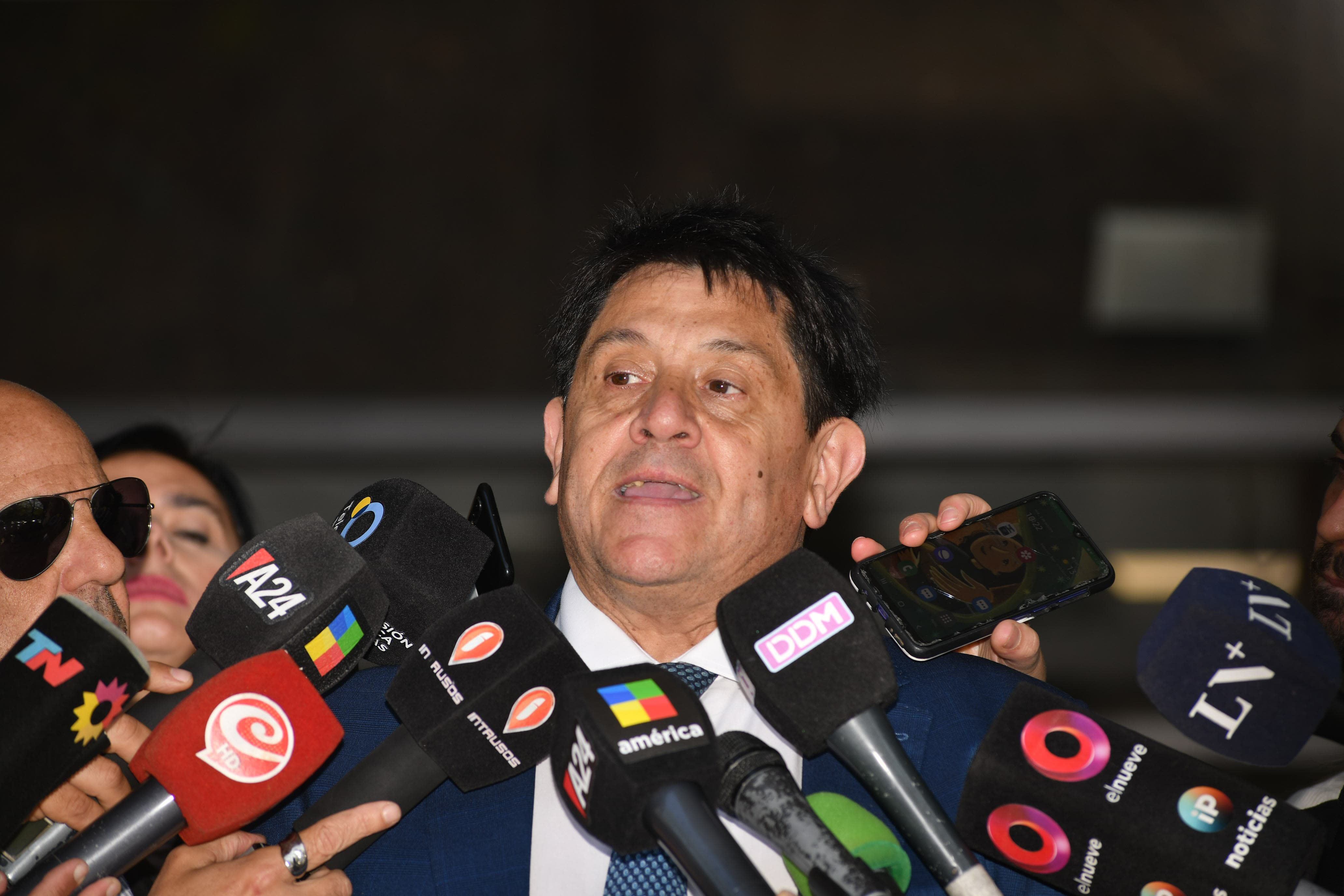 El juicio por jurados contra Gisella Dahiana Madrid, una de las enfermeras acusadas por la muerte de Diego Armando Maradona, comezó hoy en el Tribunal Oral Criminal (TOC) N°7 de San Isidro en la foto, Rodolfo Amadeo Baque, abogado de la acusada.FOTO JUAN VARGAS/NA