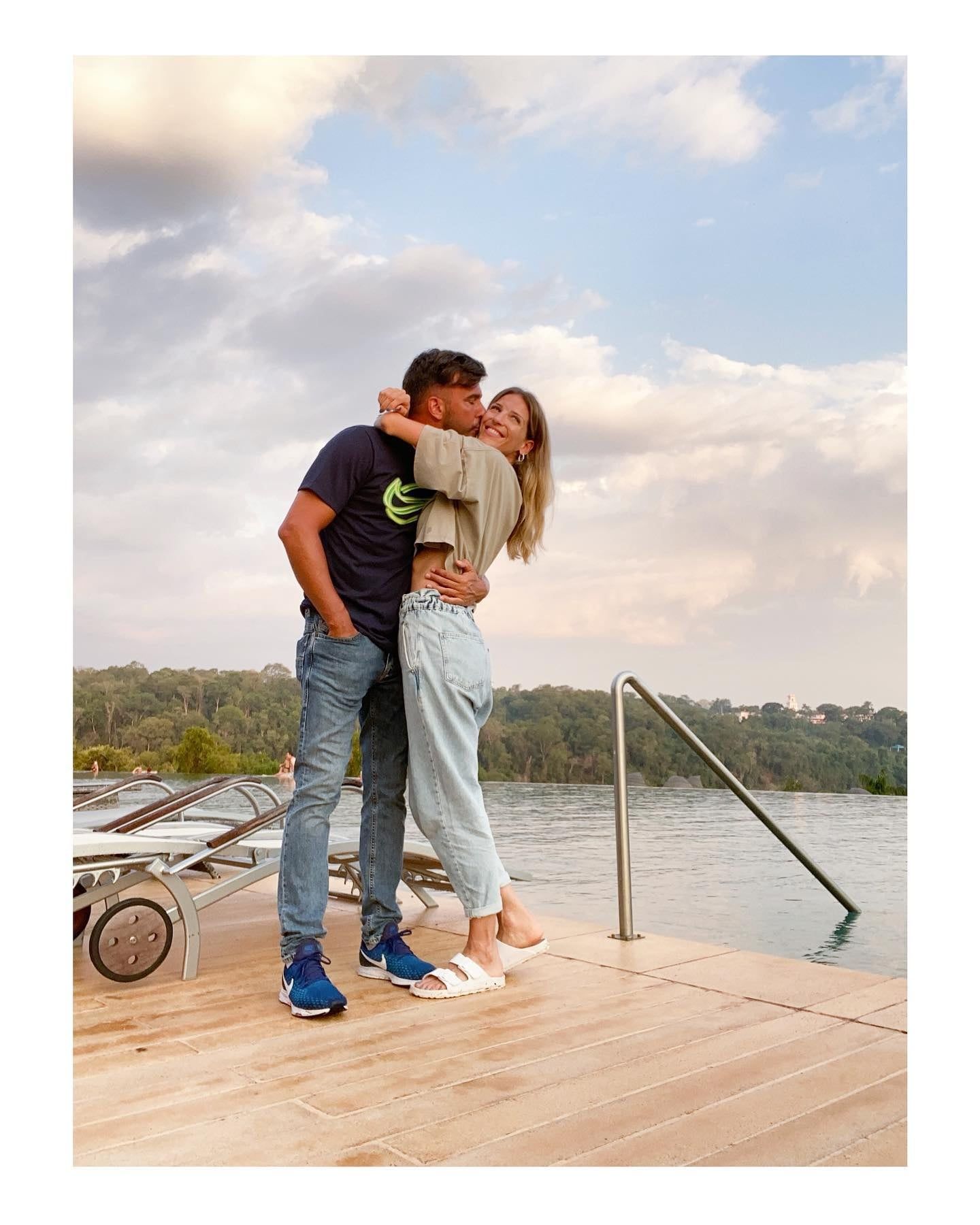 Macarena Rinaldi y Fede Hoppe están en plena construcción de su casa propia