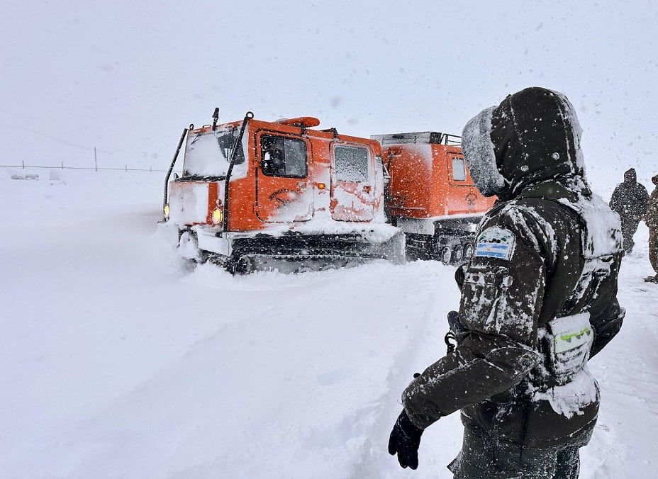 Volcó un camión de Gendarmería en Uspallata y 11 agentes debieron ser rescatados. | Foto: Ministerio de Seguridad y Justicia