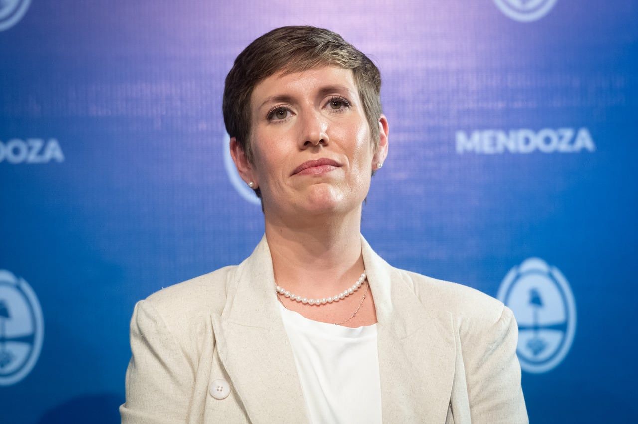 El gobernador electo presentó a sus ministros, ministras y el esquema con el que funcionará la gestión de los próximos cuatro años. Ministra de Energía y Ambiente: Jimena Latorre     Foto: Ignacio Blanco / Los Andes 