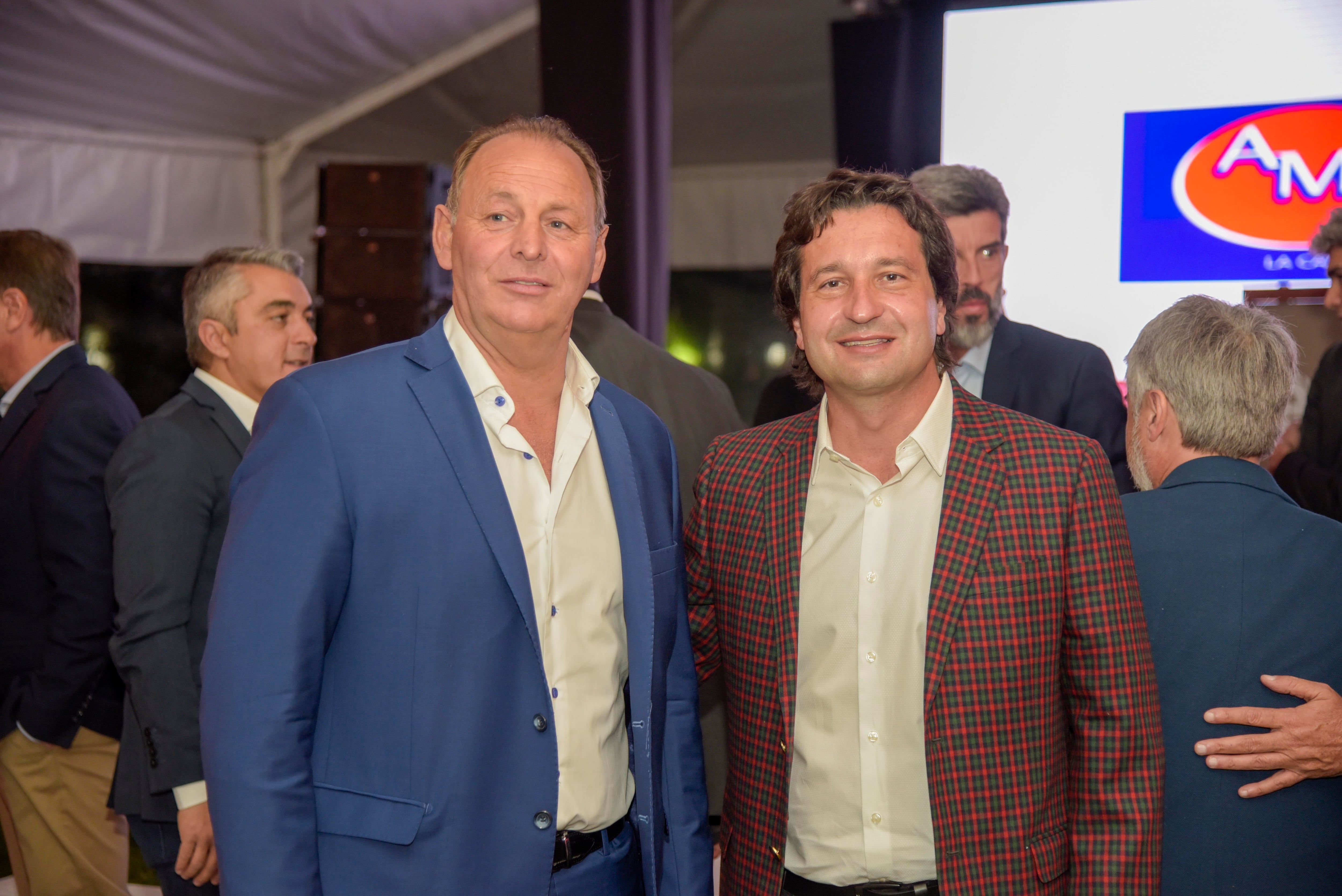 José Candeloro junto a Fernando Porreta.