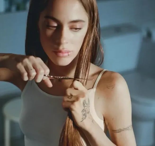 Tini Stoessel destacó cómo su proceso de crecimiento y empoderamiento personal se reflejó en su último trabajo musical.