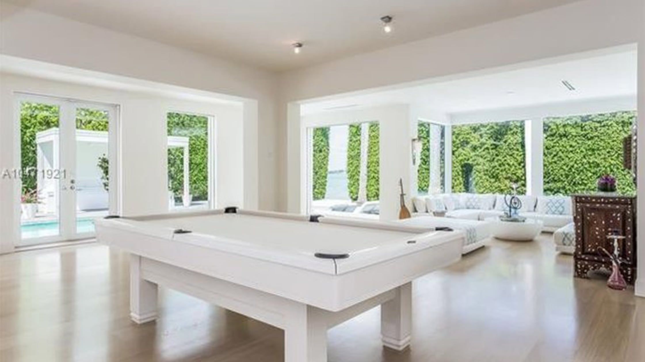 El estilo minimalista predomina.