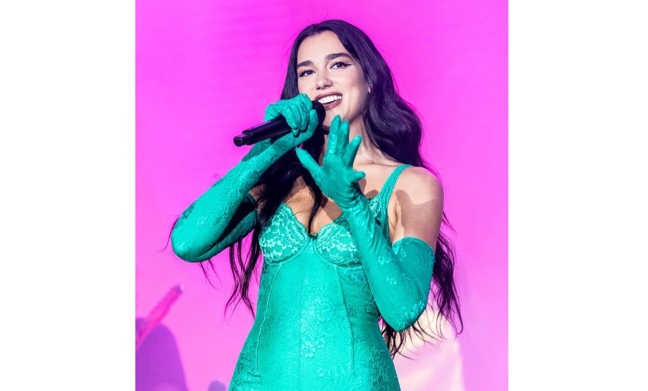 La cantante británica Dua Lipa brindó un show en el Campo Argentino de Polo en Buenos Aires. (DF Entertainment)
