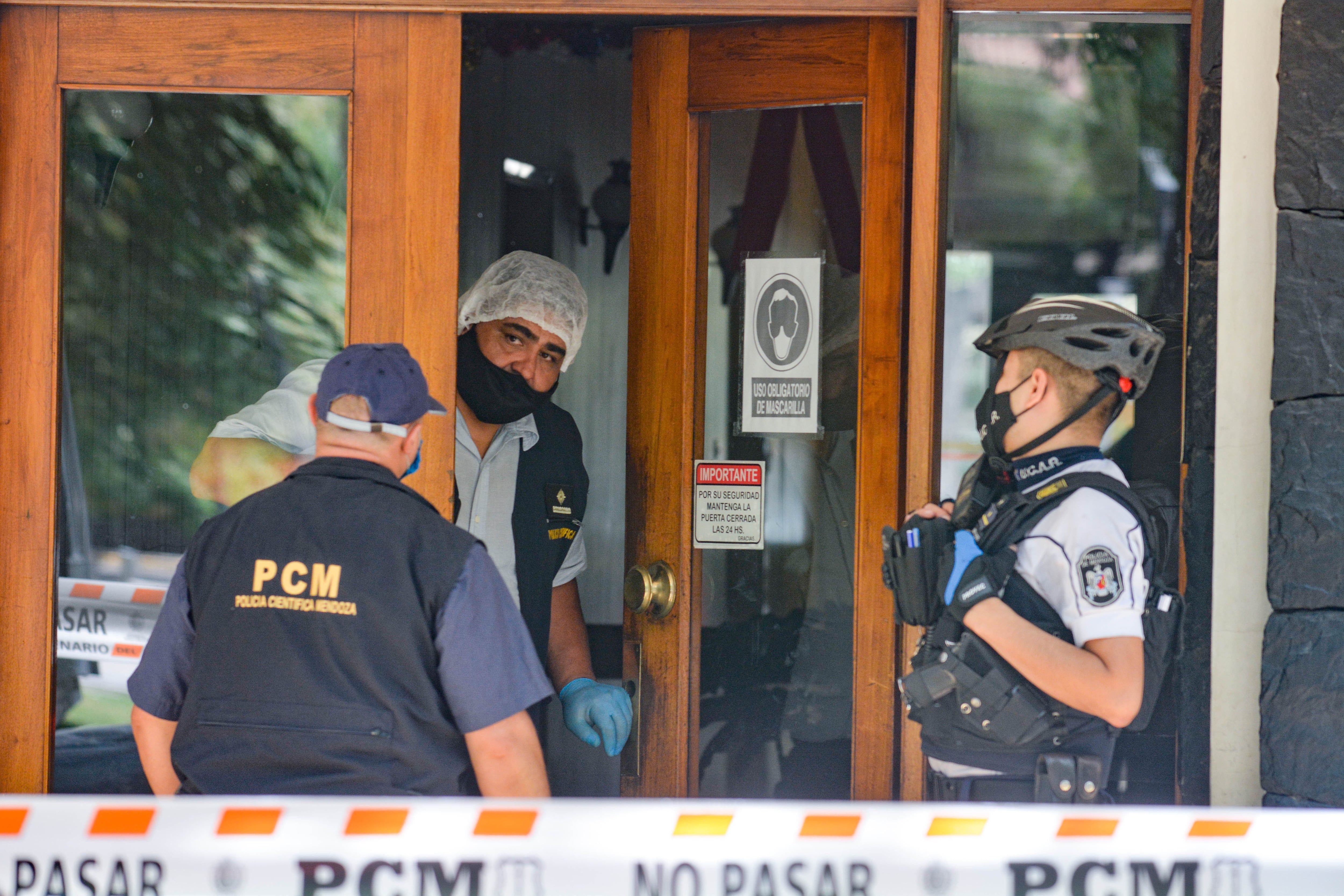 Jesús David Calderón en el 4to piso del consorcio Gutiérrez al 600.