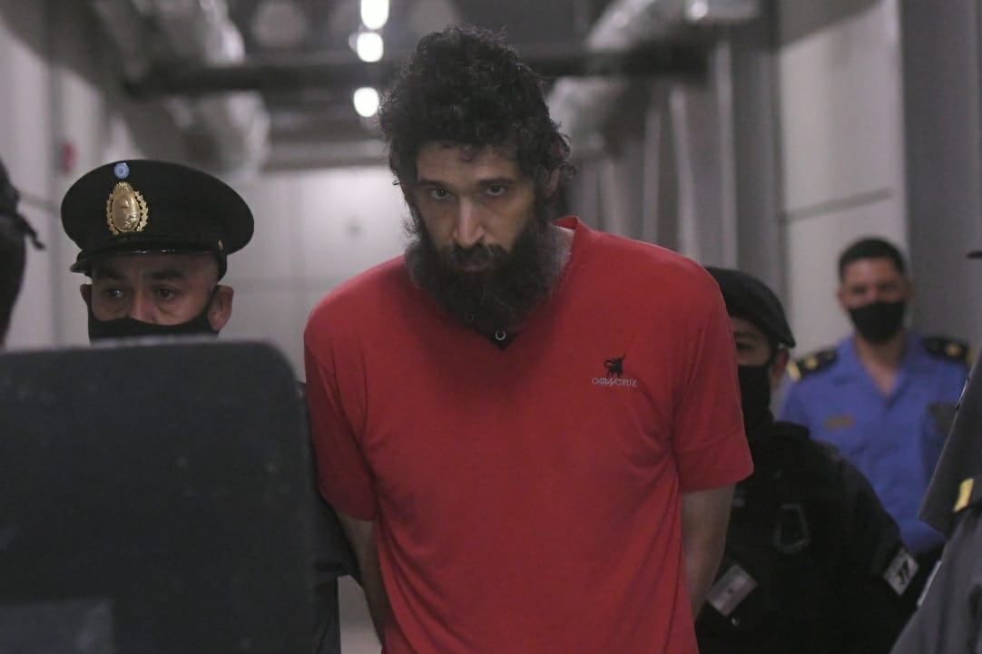 Gil Pereg, presente en el Polo Judicial para el inicio de su juicio por matar a su madre y a su tía en 2019 - Ignacio Blanco / Los Andes