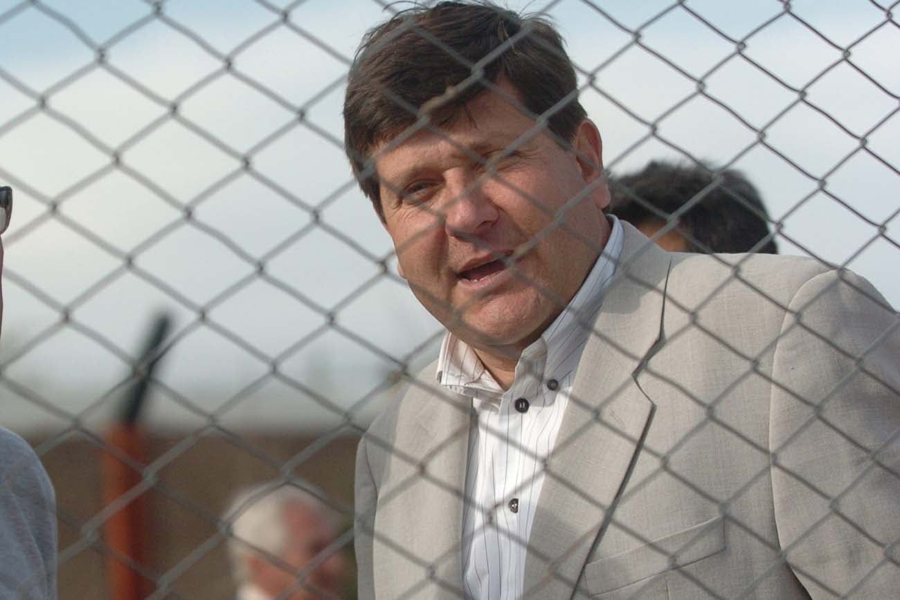 Primero lo detuvieron robando fiambre y ahora por sacar $1 millón con otro DNI: las “andanzas” de un ex funcionario