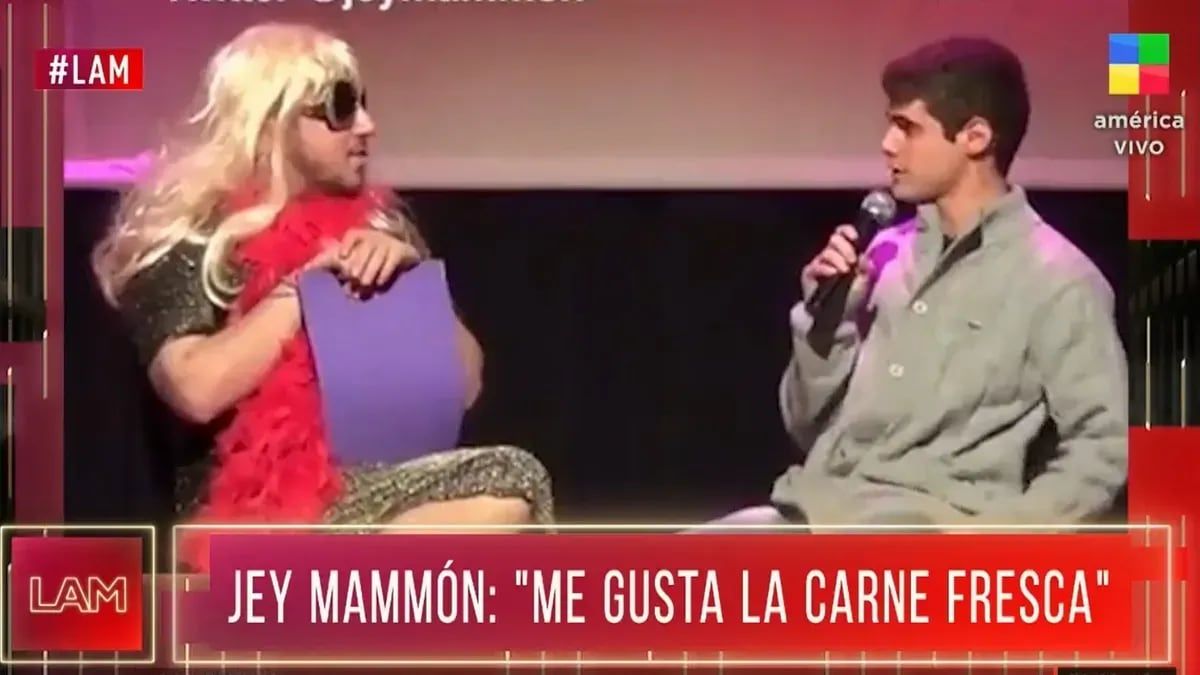 Jey Mammón como Estelita.
