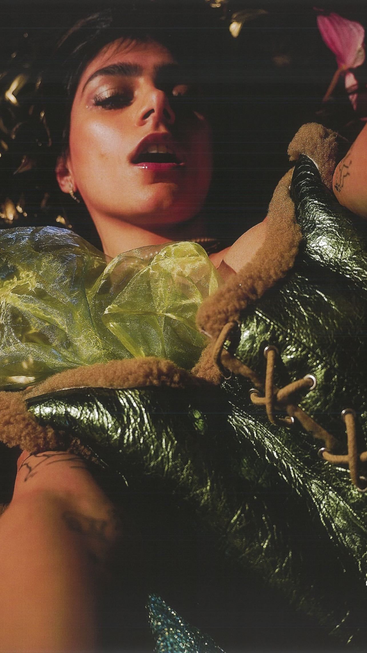 Encendió las redes con una sesión de fotos con poses particulares.