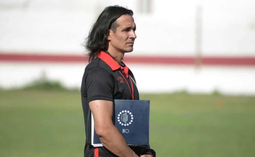 
Duro golpe. Luego del buen comienzo en la Copa Argentina, Astudillo no pudo empezar el torneo con una victoria.  | Los Andes
   