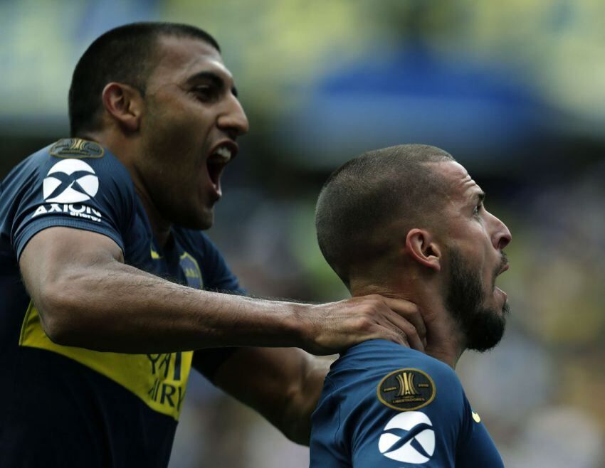  Foto: AFP | Darío Benedetto y Ramón Ábila celebran el segndo gol de Boca    