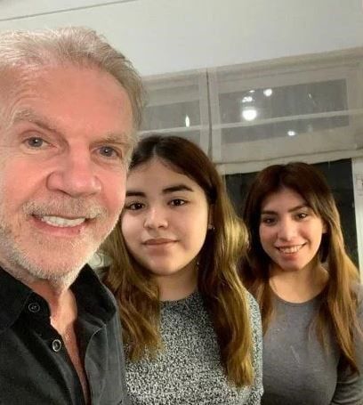 A tres meses de la muerte de Beatriz Salomón, sus hijas, Noelia y Betina, volvieron a vivir con su padre, Alberto Ferriols.