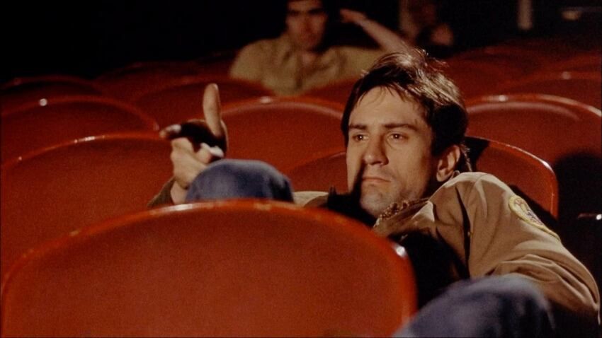 
    De Niro en una icónica escena de “Taxi Driver”, de Scorsese
   