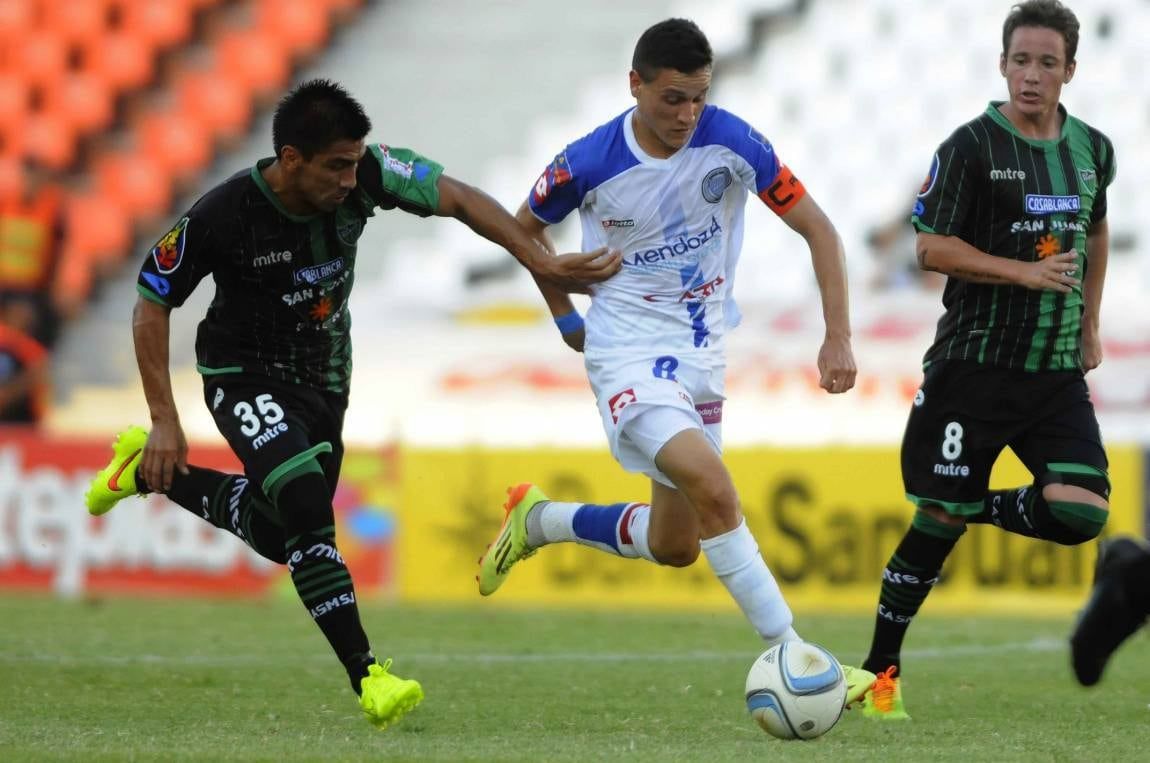 Godoy Cruz y San Martín de San Juan chocarán por la Copa Argentina 2024. / archivo