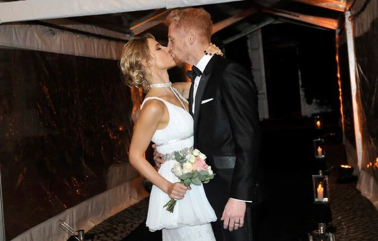 En la noche del sábado, Ana Laura López y Martín Liberman dieron el 'Sí'. | Foto: Infobae