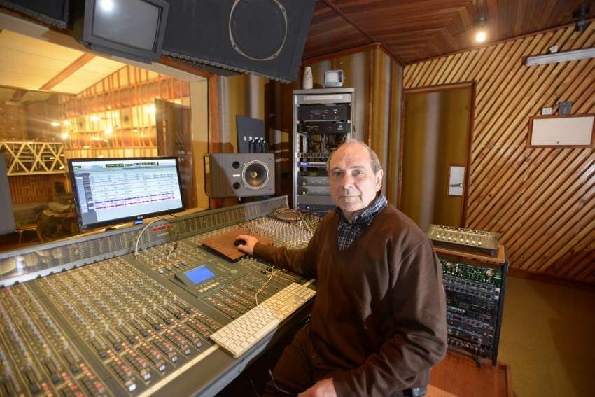 
Daniel Zanessi. Puso en venta la propiedad porque nadie, excepto él, siguió el oficio de su padre. | Los Andes
   