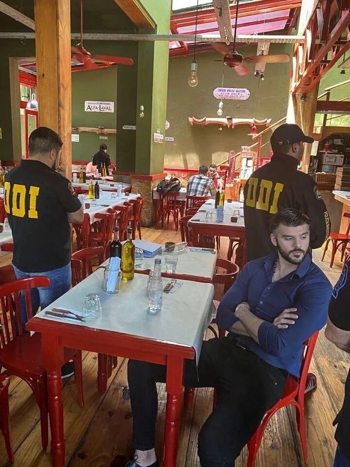 Thomas Fort detenido.