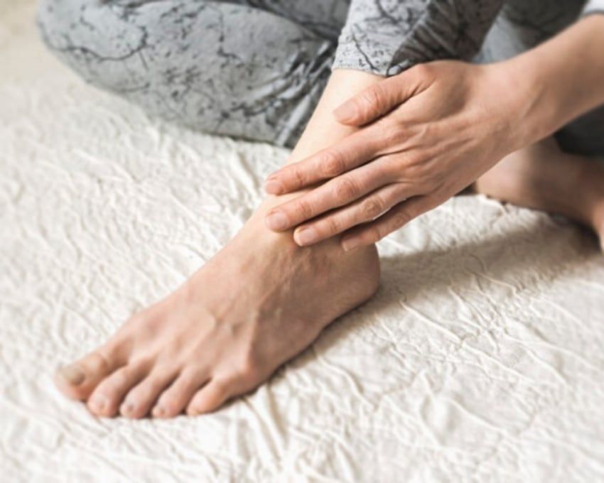 
Los tobillos son unas de las zonas preferidas de los mosquitos | Web
   