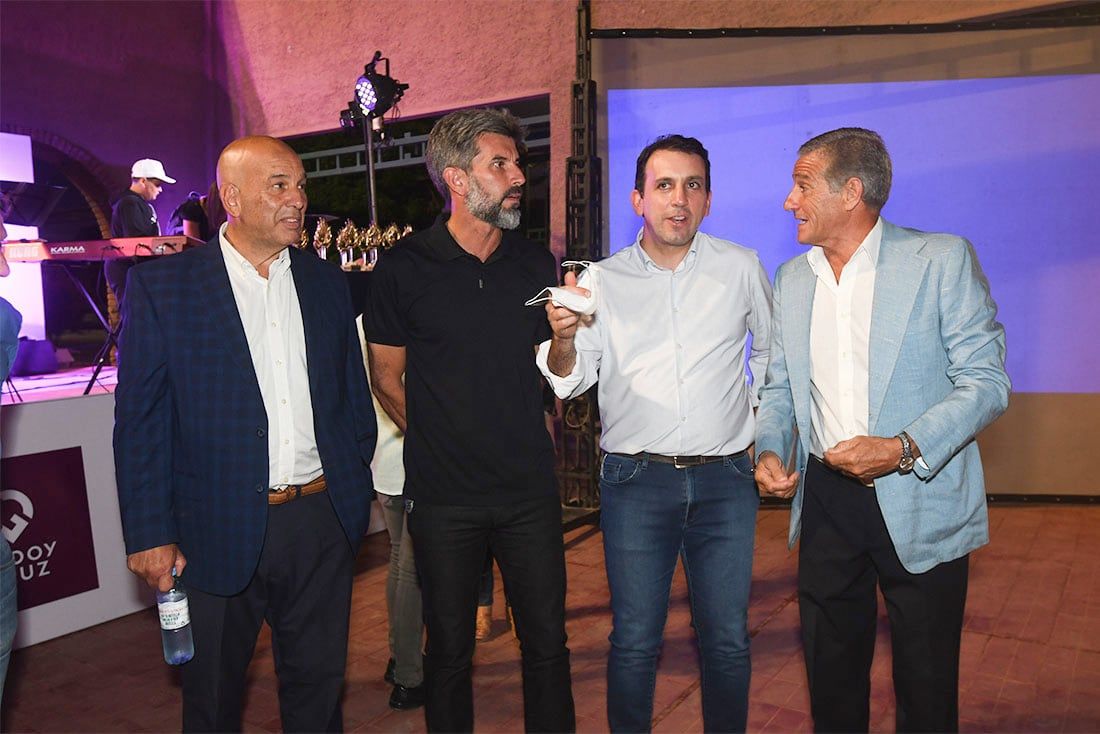 En el Parque Mertropolitano de Godoy Cruz se entregaron los premios LLama deportiva a destacados deportistas de Mendoza.Foto José Gutierrez