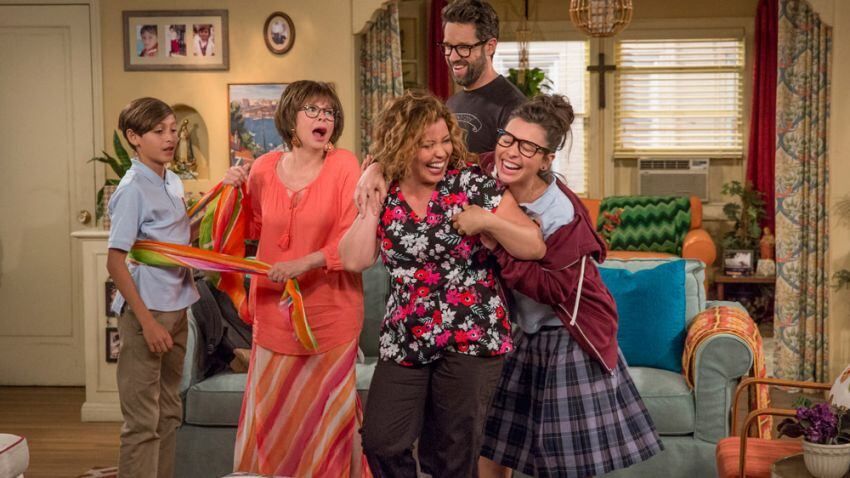 
    DÍA A DÍA. La serie que sumó tercera temporada gracias a los fans.
   