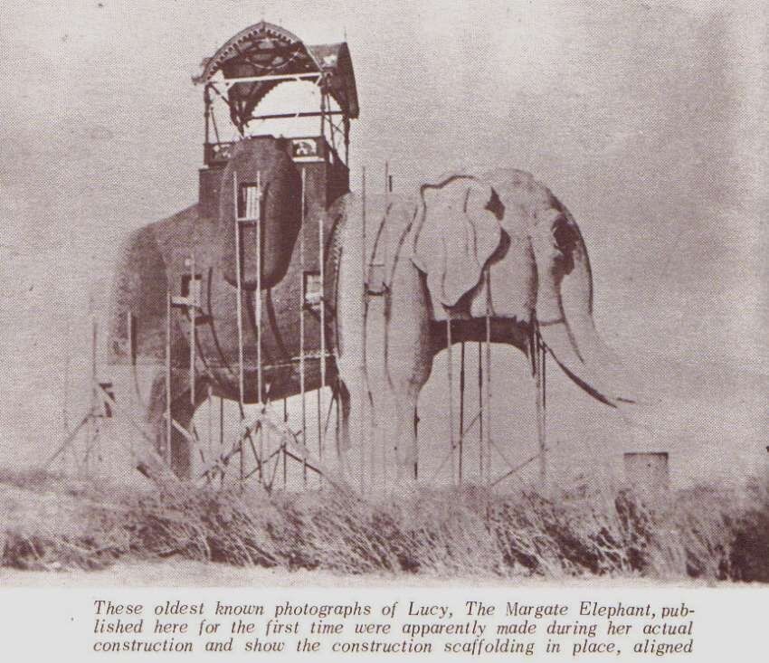 
    Construcción de "Lucy" en 1881
   