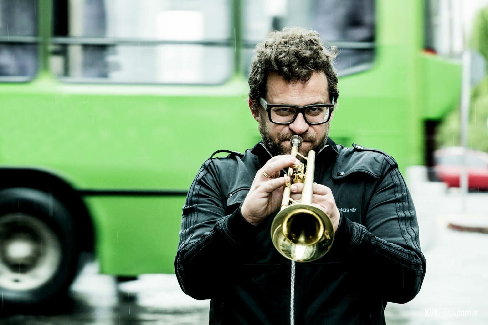 Gillespi oficiará de anfitrión en "La hora líquida", su programa de entrevistas por Nacional Rock.