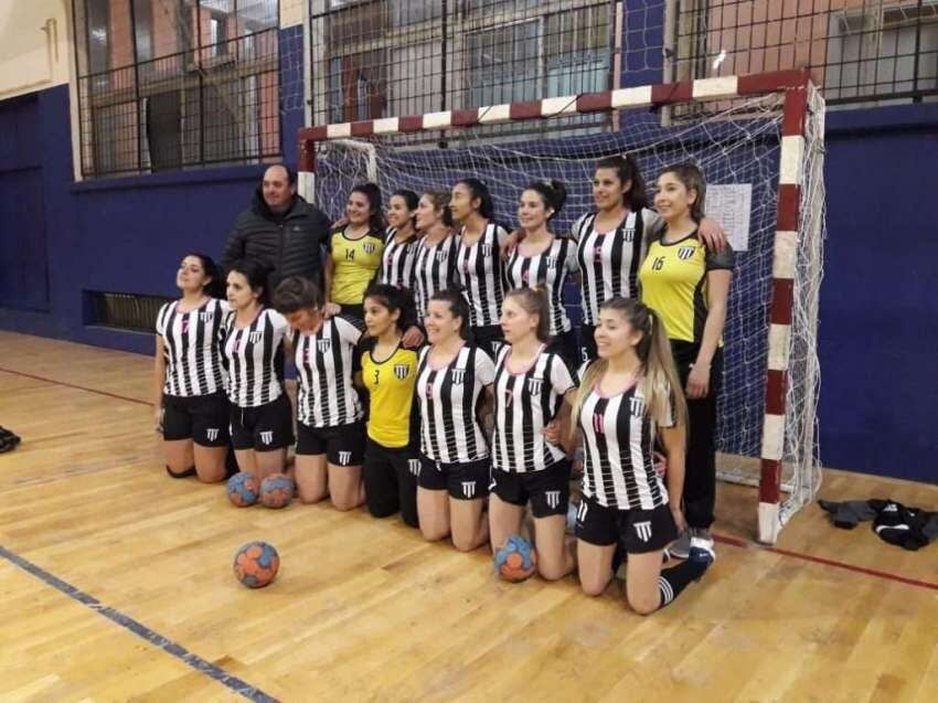 El plantel de Gimnasia y Esgrima en la Liga de Honor.